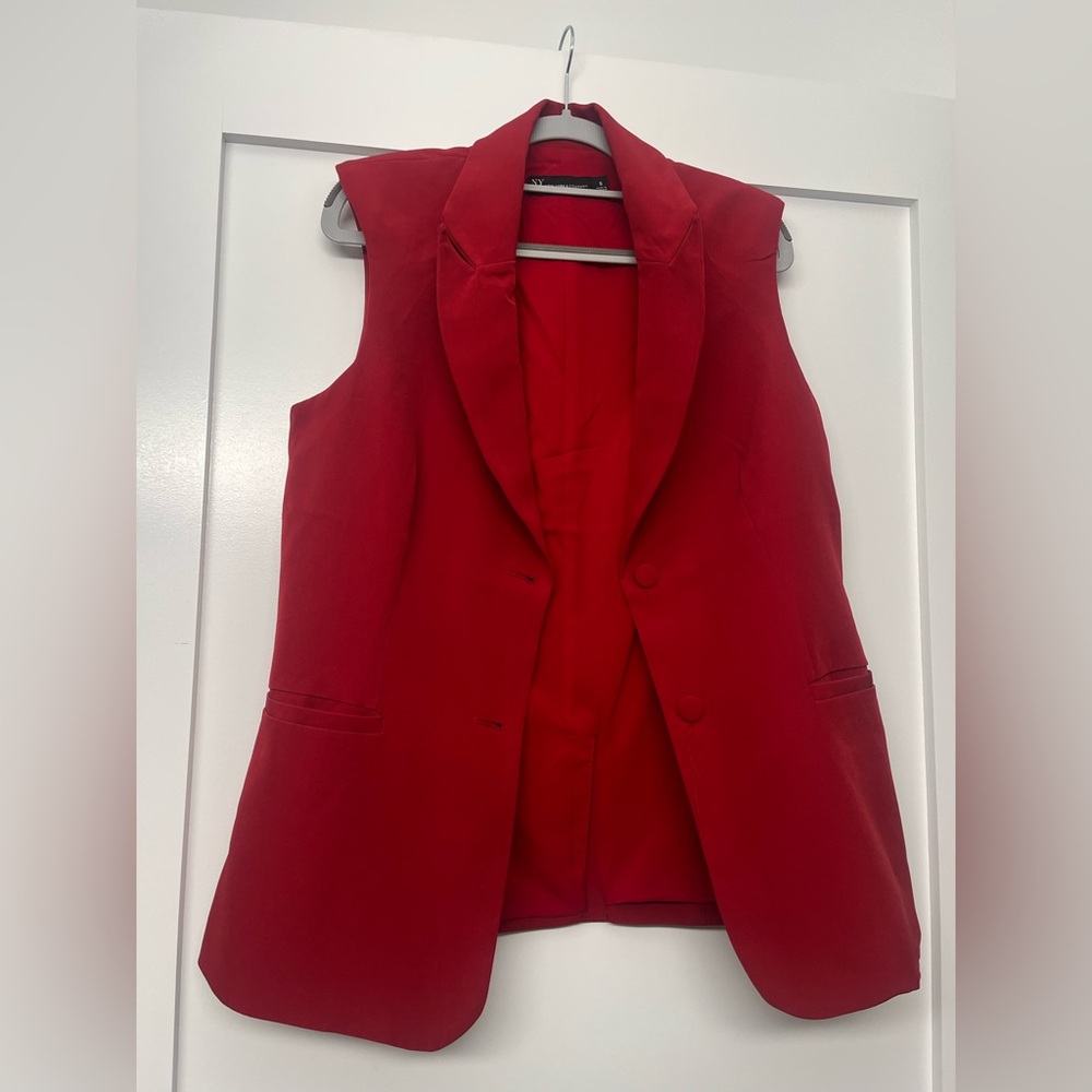 New York and Company red vest